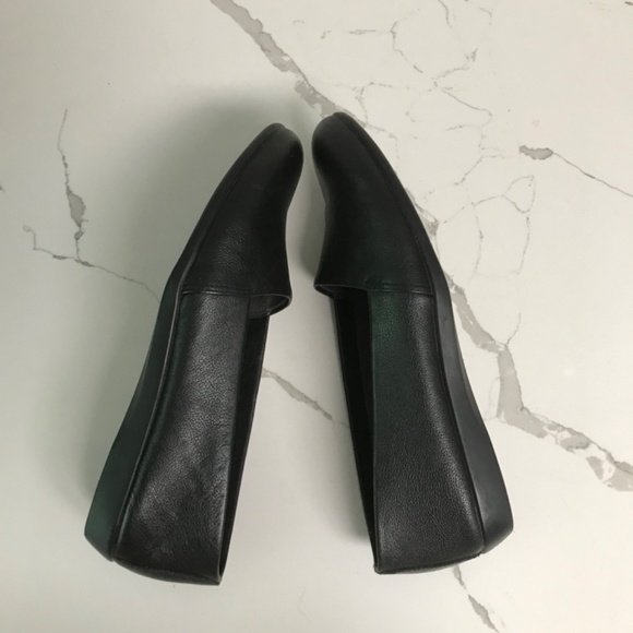 Aerosoles Black Leather Flats Loafers US 6.5 - Picture 4 of 9